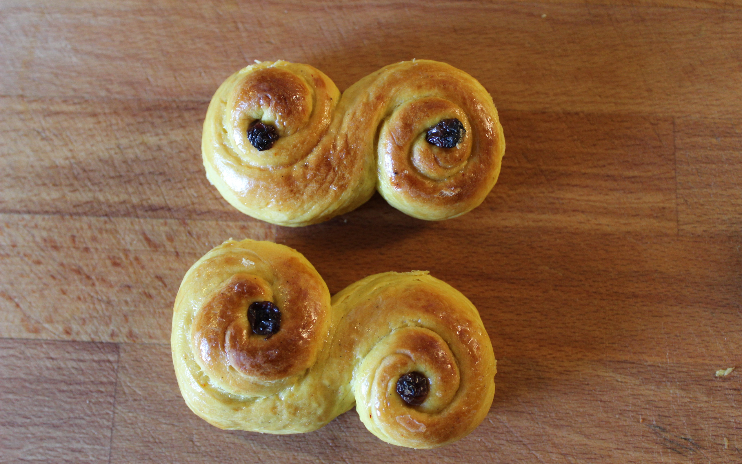 Swedish Saffron Buns / Lussebullar / Lussekatter