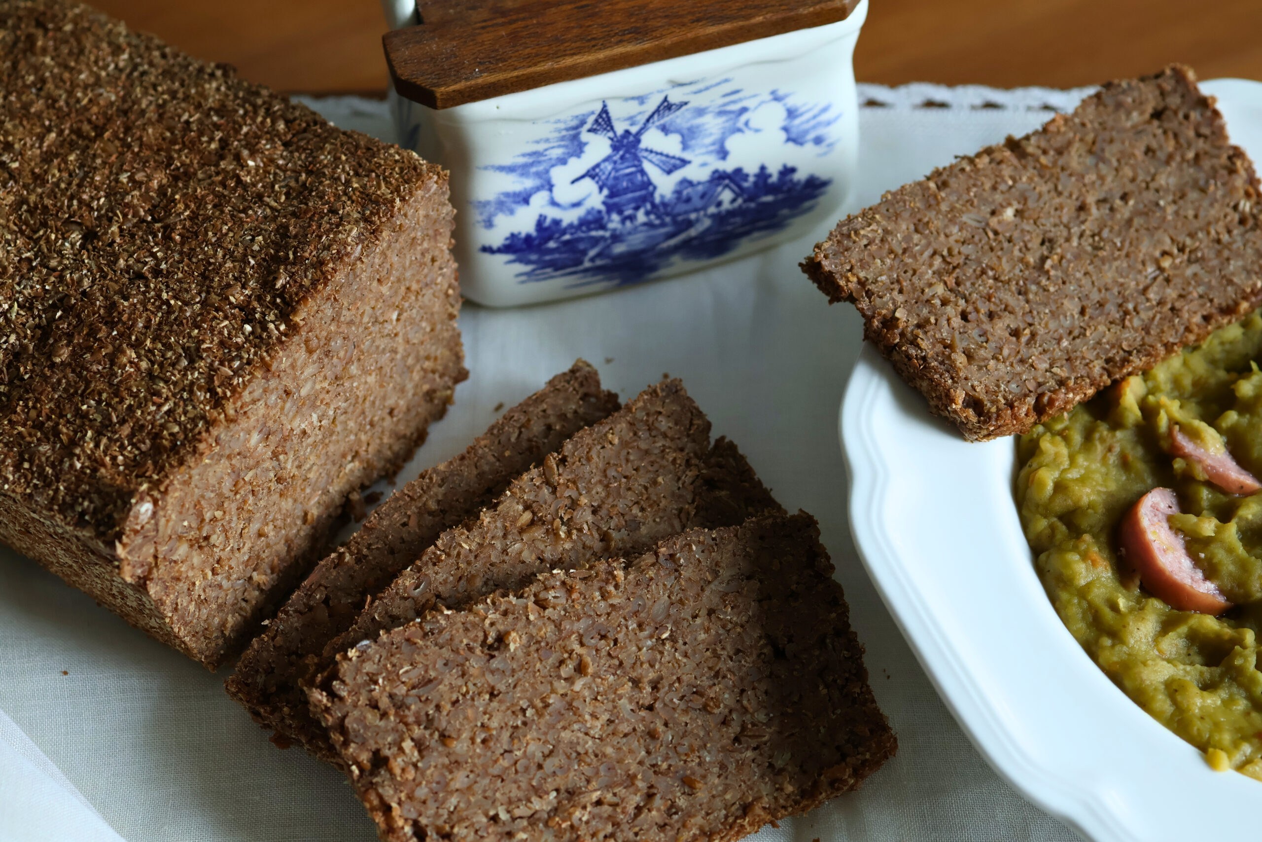 Frisian Rye bread. Fries Roggebrood. Rye bread. Pumpernickel. Dark rye bread. Rye breads of Europe.