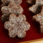 Basler Brunsli | Swiss Chocolate almond spice cookies