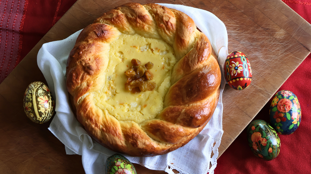 Romanian Easter Cheesecake | Pască