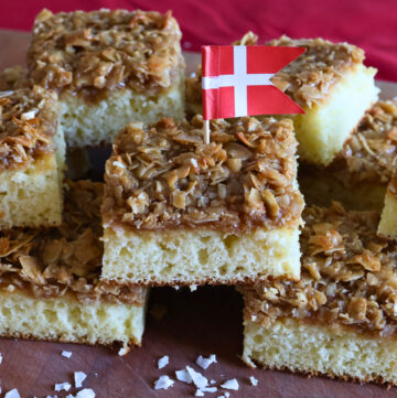 Danish Dream Cake | Drømmekage