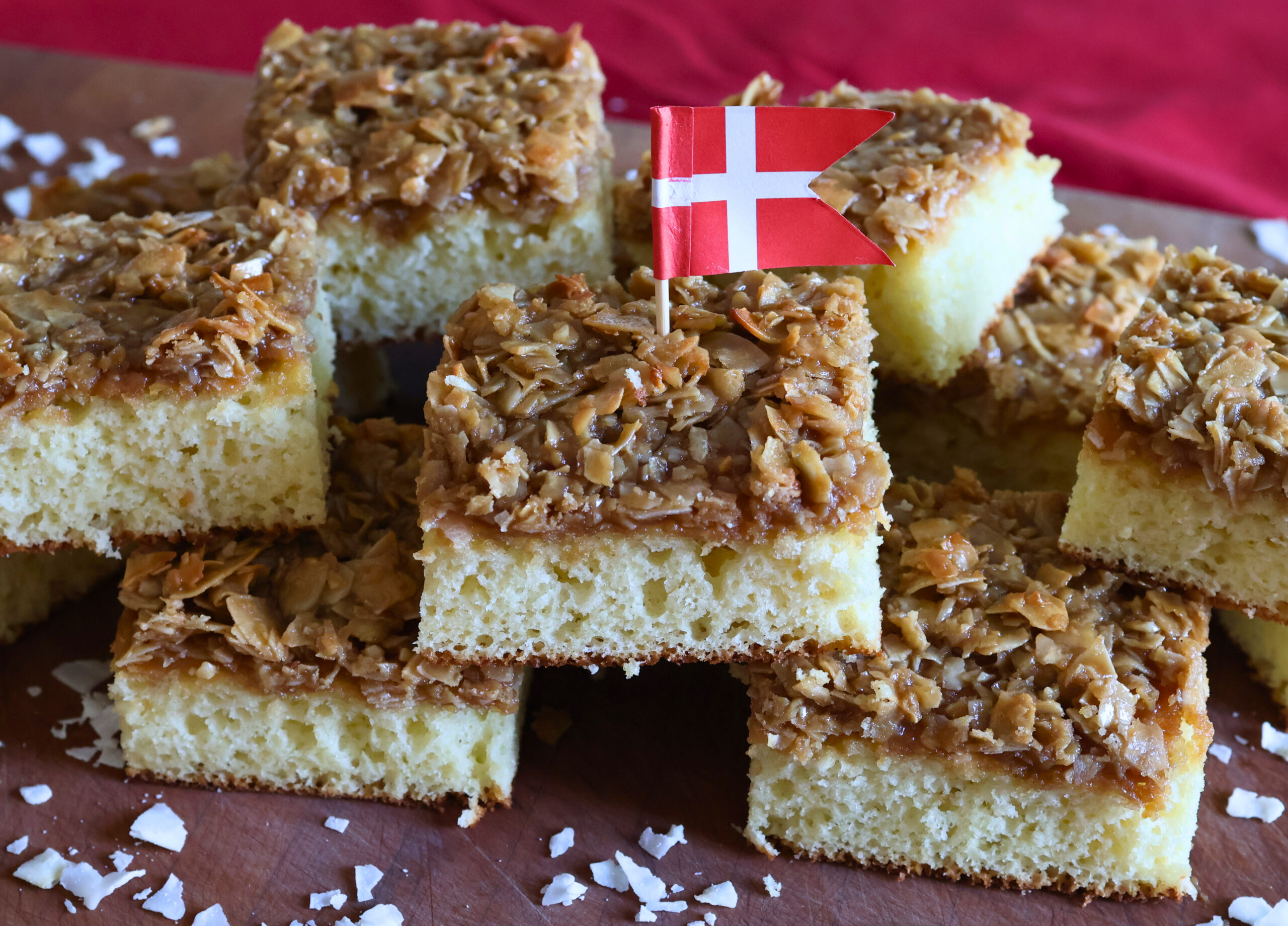 Danish Dream Cake | Drømmekage