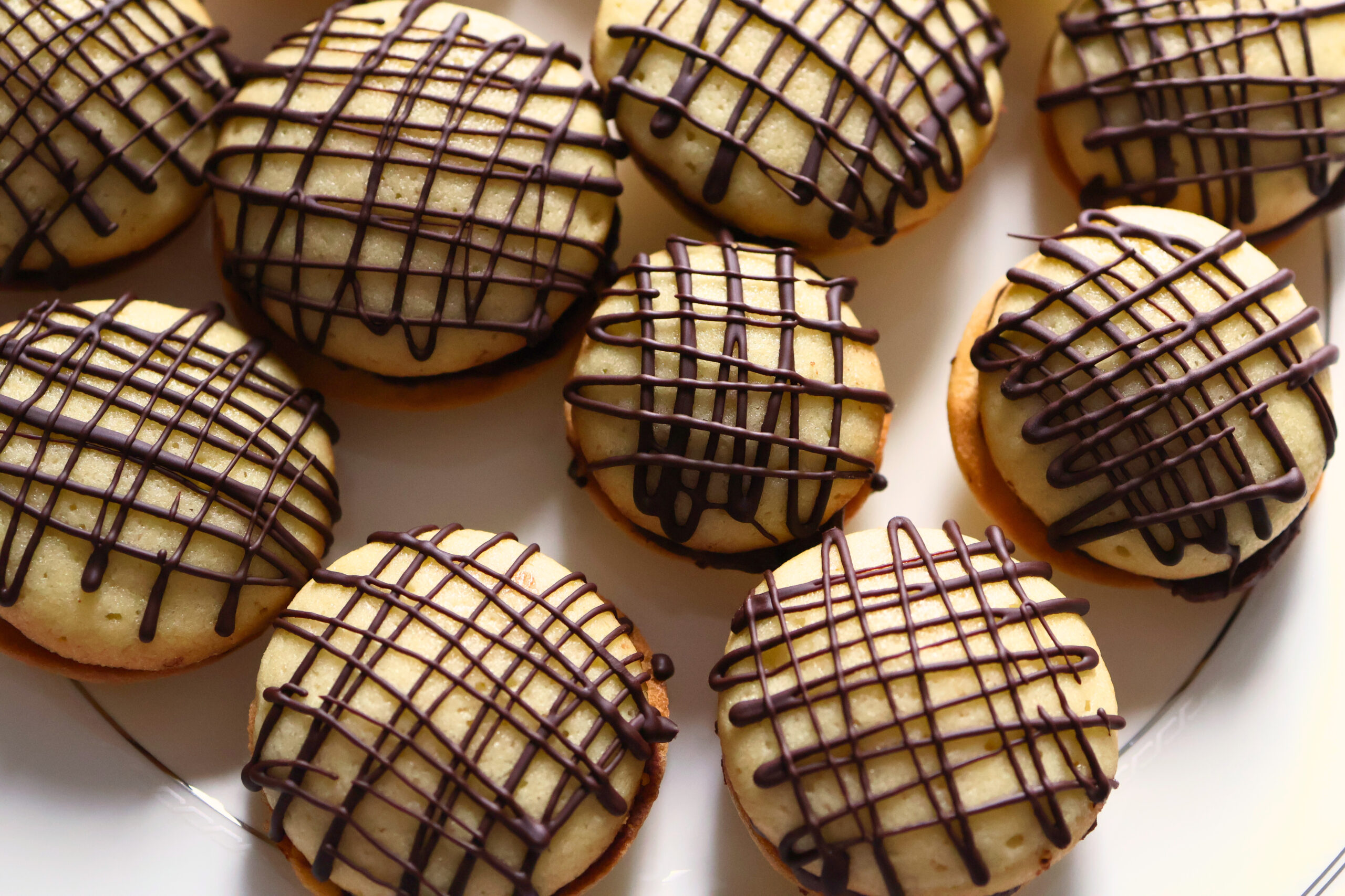 Romanian Chocolate Rum Cookies | Paleuri cu Ciocolata