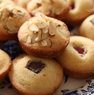 Classic French Financier Cakes